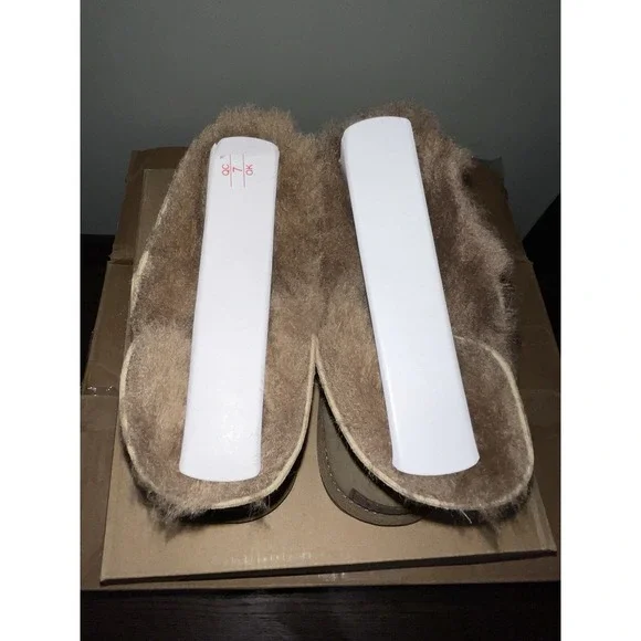 UGG Women's Size 10 Bailey Button II Sheepskin Ankle Snow Boots Hickory Brown - Picture 3 of 10